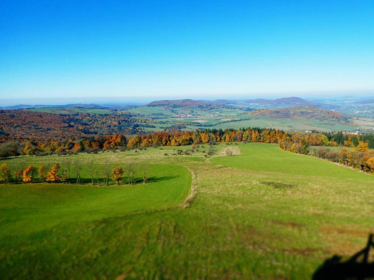 Appartamento Ferienhaus Rhoener Auszeit Kaltenwestheim Esterno foto